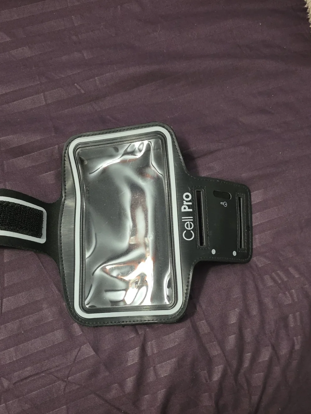 Black Sports Armband Phone Holder for Running - Universal Phone Fit